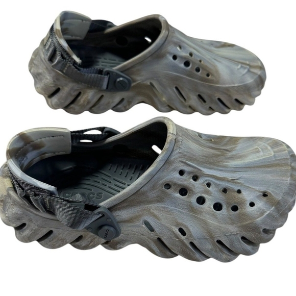 Crocs Marble Pattern Clogs - Picture 4 of 5